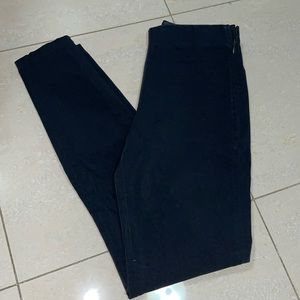 Uniqlo pants // size XS